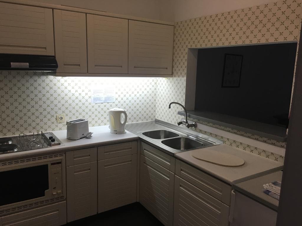 Almar Hotel Apartamento Αλμπουφέιρα Εξωτερικό φωτογραφία