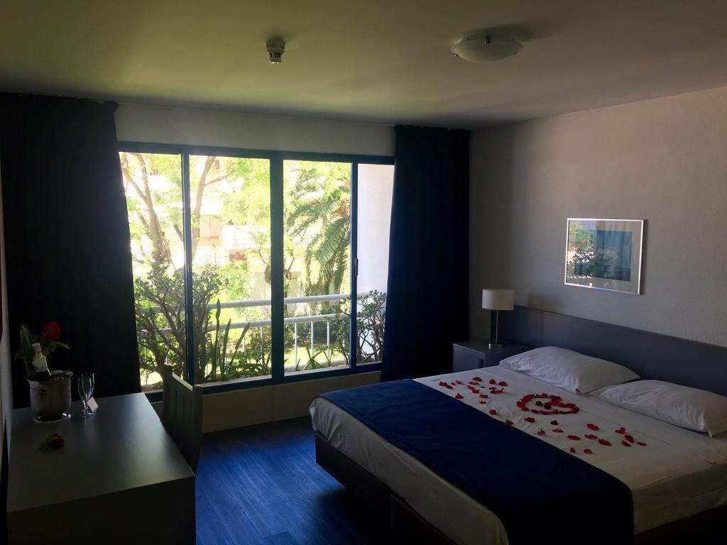 Almar Hotel Apartamento Αλμπουφέιρα Εξωτερικό φωτογραφία